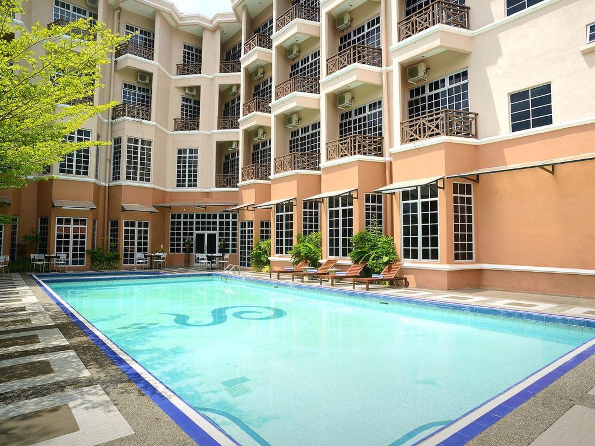 Bella Vista Express Hotel Pantai Cenang  Exterior foto